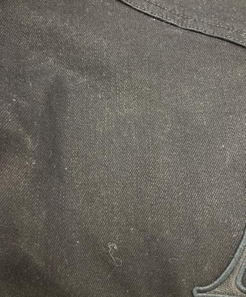 AMIRI（アミリ）AMIRI (アミリ) Staggered Logoブラックデニム ブラック サイズ:SIZE 91cm (W36)の古着・服飾アイテム