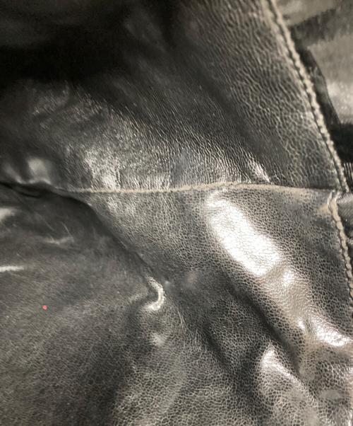 Salvatore Ferragamo（サルヴァトーレ フェラガモ）Salvatore Ferragamo (サルヴァトーレ フェラガモ) 総柄ナイロントートバッグの古着・服飾アイテム