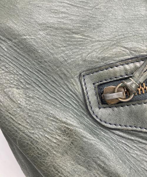 BALENCIAGA（バレンシアガ）BALENCIAGA (バレンシアガ) カバード ジャイアント デイ ショルダーバッグ カーキの古着・服飾アイテム