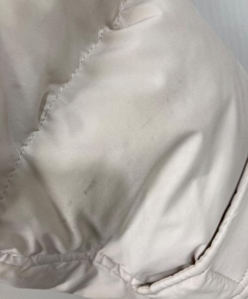 FRAY ID（フレイ アイディー）FRAY ID (フレイ アイディー) フードダウンジャケット ベージュ サイズ:	SIZE 0の古着・服飾アイテム