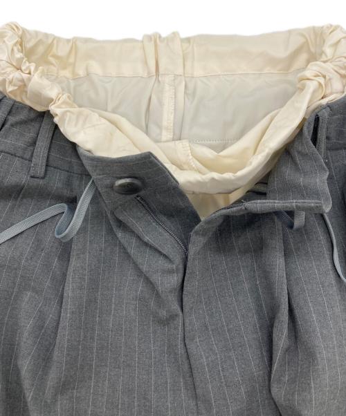 MAISON SPECIAL（メゾンスペシャル）MAISON SPECIAL (メゾンスペシャル) レイヤードダブルウエストサイドラインパンツ グレー サイズ:SIZE 36の古着・服飾アイテム