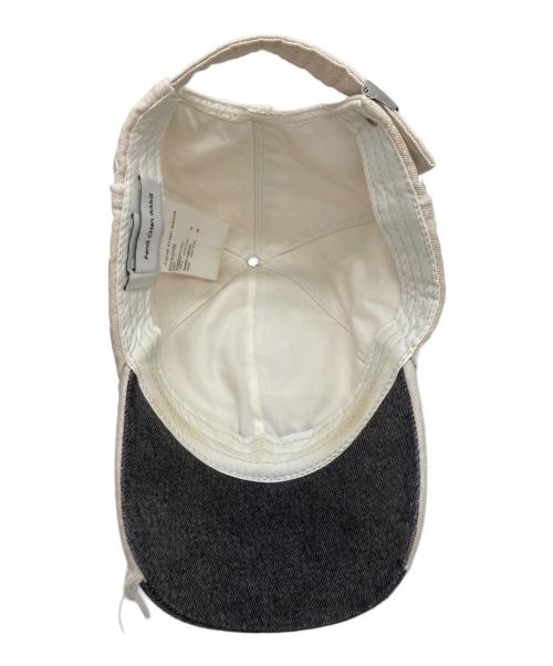 FenG CHen WANG（フェンチェンワン）FENG CHEN WANG (フェンチェンワン) GREY DENIM SANDING FINISHING CAP ベージュの古着・服飾アイテム