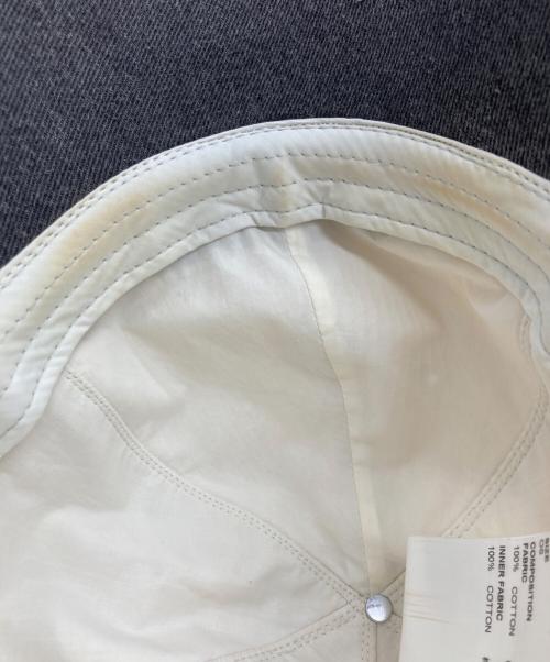FenG CHen WANG（フェンチェンワン）FENG CHEN WANG (フェンチェンワン) GREY DENIM SANDING FINISHING CAP ベージュの古着・服飾アイテム