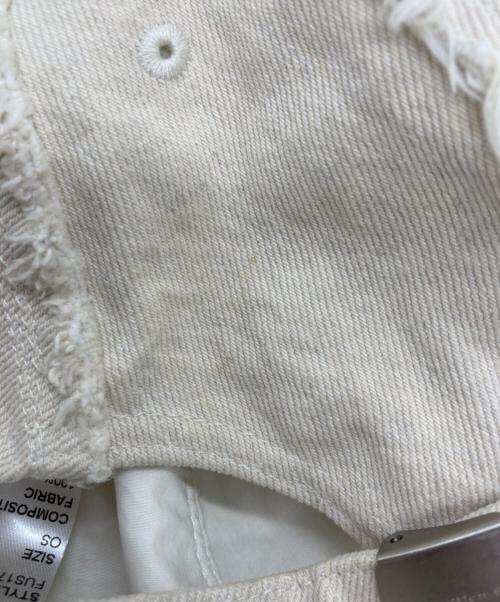 FenG CHen WANG（フェンチェンワン）FENG CHEN WANG (フェンチェンワン) GREY DENIM SANDING FINISHING CAP ベージュの古着・服飾アイテム
