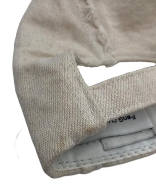 FenG CHen WANG（フェンチェンワン）FENG CHEN WANG (フェンチェンワン) GREY DENIM SANDING FINISHING CAP ベージュの古着・服飾アイテム