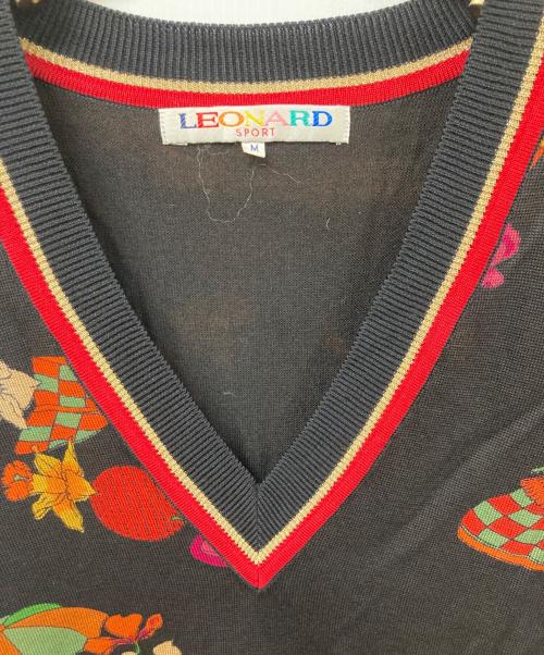 LEONARD SPORT（レオナール スポーツ）LEONARD SPORT (レオナール スポーツ) 花柄Vネックニット ブラック サイズ:	SIZE Mの古着・服飾アイテム