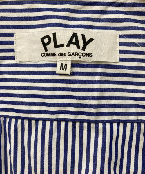 PLAY COMME des GARCONS（プレイコムデギャルソン）PLAY COMME des GARCONS (プレイコムデギャルソン) ストライプフロントパッチシャツ ブルー サイズ:SIZE Mの古着・服飾アイテム