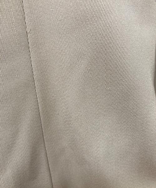 FRAY ID（フレイ アイディー）FRAY ID (フレイ アイディー) ダブルブレストピークドラペルジャケット ベージュの古着・服飾アイテム