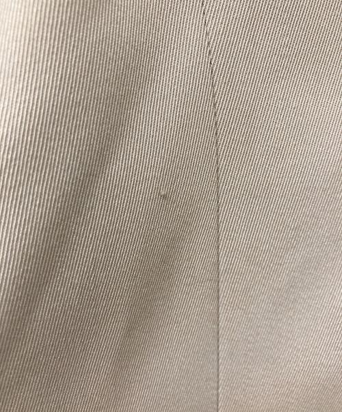 FRAY ID（フレイ アイディー）FRAY ID (フレイ アイディー) ダブルブレストピークドラペルジャケット ベージュの古着・服飾アイテム