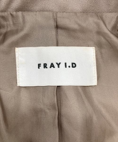 FRAY ID（フレイ アイディー）FRAY ID (フレイ アイディー) ダブルブレストピークドラペルジャケット ベージュの古着・服飾アイテム