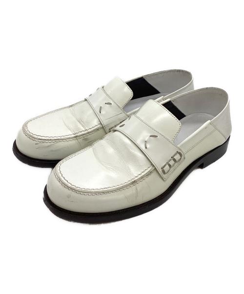 Maison Margiela（メゾンマルジェラ）Maison Margiela (メゾンマルジェラ) レザーローファー ホワイト サイズ:SIZE 37の古着・服飾アイテム