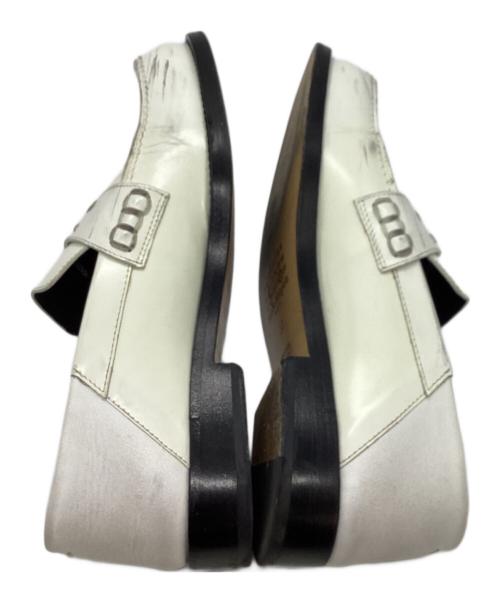 Maison Margiela（メゾンマルジェラ）Maison Margiela (メゾンマルジェラ) レザーローファー ホワイト サイズ:SIZE 37の古着・服飾アイテム