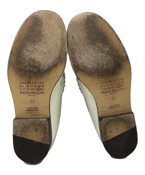 Maison Margiela（メゾンマルジェラ）Maison Margiela (メゾンマルジェラ) レザーローファー ホワイト サイズ:SIZE 37の古着・服飾アイテム