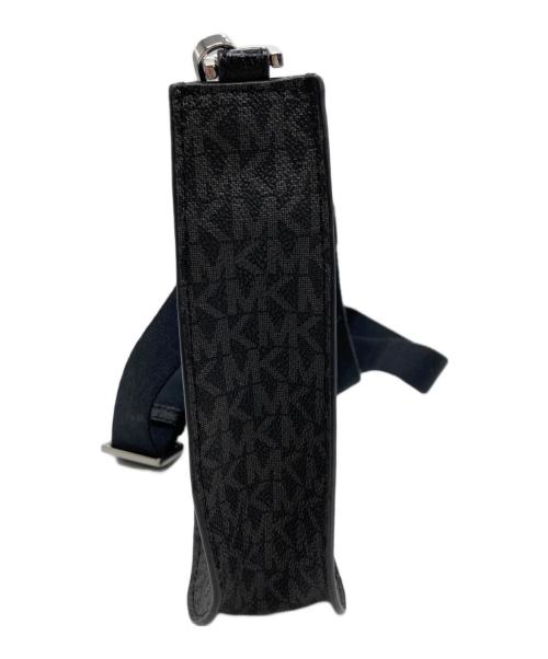 MICHAEL KORS（マイケルコース）MICHAEL KORS (マイケルコース) ショルダーバッグ ブラックの古着・服飾アイテム