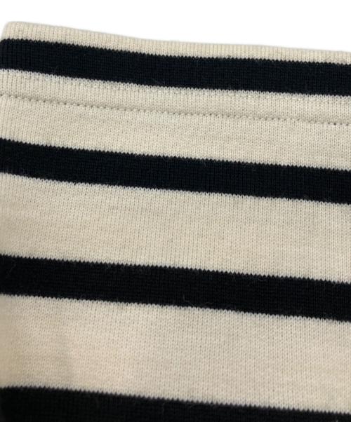 OUTIL（ウティ）OUTIL (ウティ) ウールボーダータートルネックニット アイボリー サイズ:	SIZE 0の古着・服飾アイテム