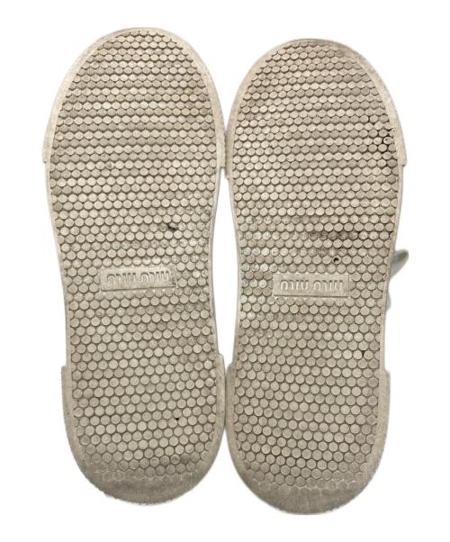 MIU MIU（ミュウミュウ）MIU MIU (ミュウミュウ) グリッタースニーカー ホワイト サイズ:	SIZE 35.5の古着・服飾アイテム