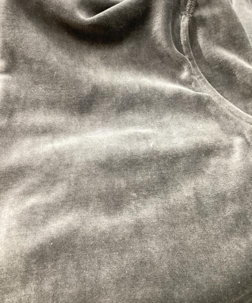 NVRFRGT（ネヴァーフォーゲット）NVRFRGT (ネヴァーフォーゲット) Velour Zip Up Track Topベロアジャケット グレー サイズ:SIZE 2の古着・服飾アイテム