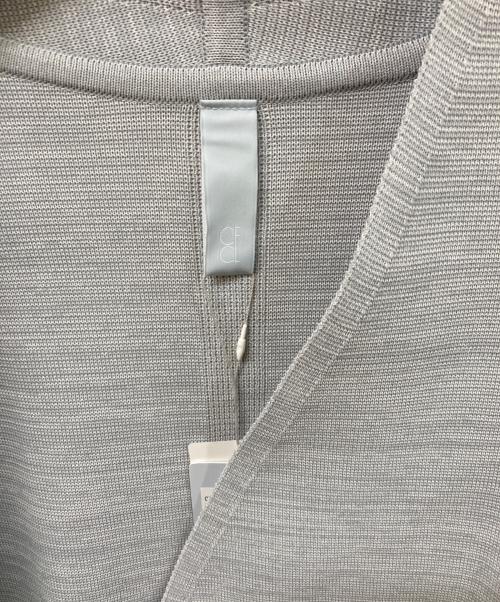 CFCL（シーエフシーエル）CFCL (シーエフシーエル) MILAN COLLARLESS DOUBLEBREASTED BOXY JACKET グレー サイズ:SIZE 3の古着・服飾アイテム