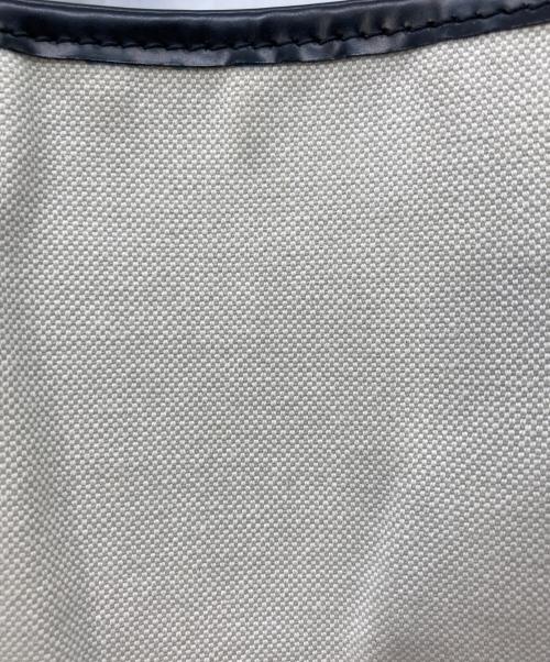 BALENCIAGA（バレンシアガ）BALENCIAGA (バレンシアガ) NAVY CABAS NEW M ネイビーカバ トートバッグ アイボリーの古着・服飾アイテム