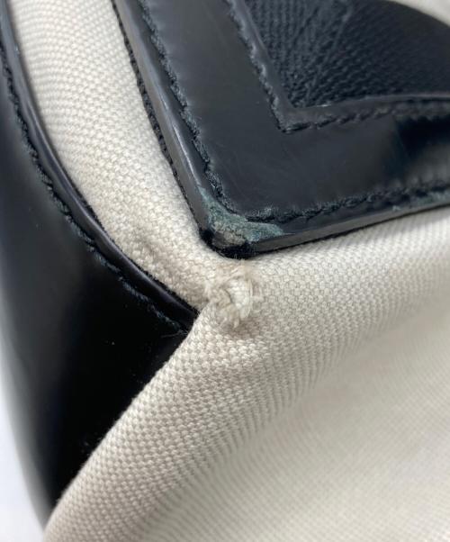 BALENCIAGA（バレンシアガ）BALENCIAGA (バレンシアガ) NAVY CABAS NEW M ネイビーカバ トートバッグ アイボリーの古着・服飾アイテム