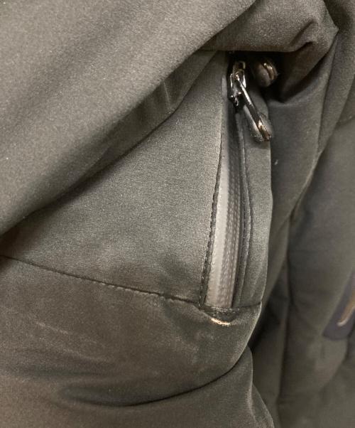 DESCENTE ALLTERRAIN（デザイント オルテライン）Descente ALLTERRAIN (デザイント オルテライン) MIZUSAWA DOWN JACKET”MOUNTAINEER” ブラック サイズ:SIZE Mの古着・服飾アイテム