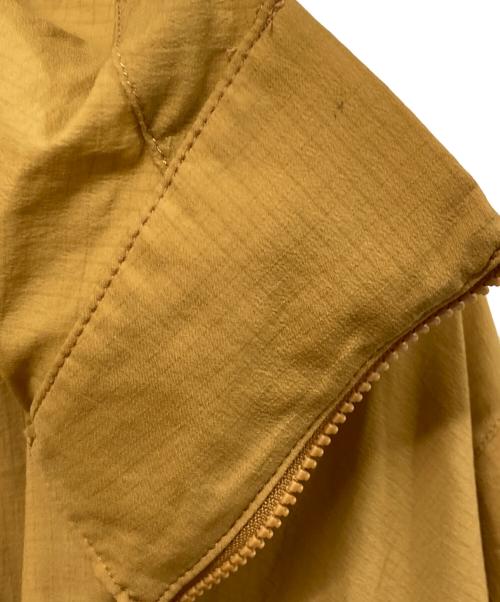 ARC'TERYX（アークテリクス）ARC'TERYX (アークテリクス) SQUAMISH HOODY ブラウン サイズ:	SIZE Mの古着・服飾アイテム