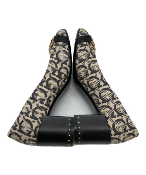 Salvatore Ferragamo（サルヴァトーレ フェラガモ）Salvatore Ferragamo (サルヴァトーレ フェラガモ) パンプス ブラック×ベージュ サイズ:	SIZE 8の古着・服飾アイテム