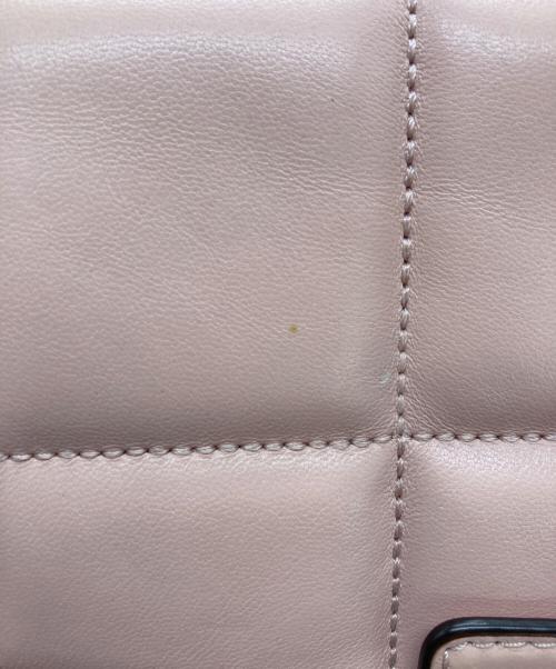 MICHAEL KORS（マイケルコース）MICHAEL KORS (マイケルコース) ラージ キルティングレザー ショルダーバッグ ピンク サイズ:不明の古着・服飾アイテム