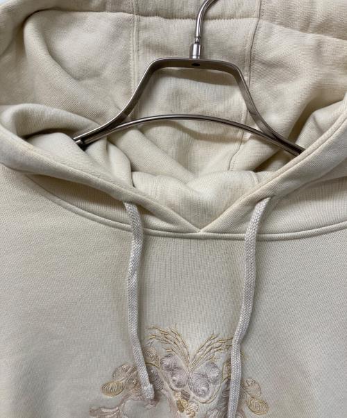 GIVENCHY（ジバンシィ）GIVENCHY (ジバンシィ) バロック刺繍パーカー ベージュ サイズ:	SIZE XLの古着・服飾アイテム
