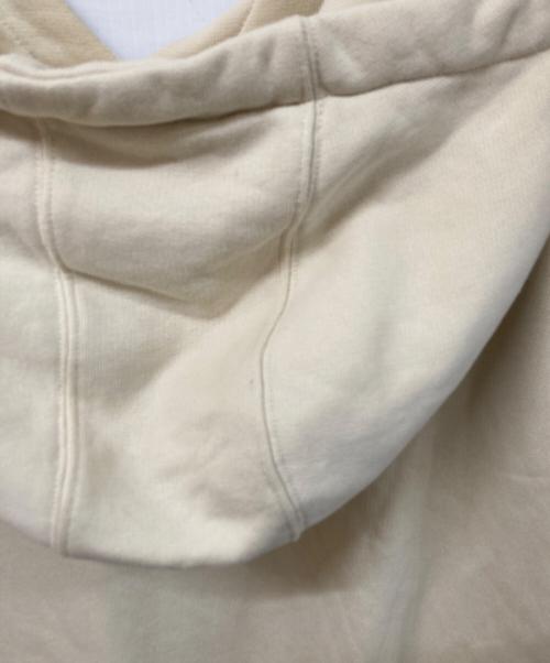 GIVENCHY（ジバンシィ）GIVENCHY (ジバンシィ) バロック刺繍パーカー ベージュ サイズ:	SIZE XLの古着・服飾アイテム