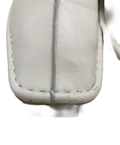 GEMMA LINN（ジェマ リン）GEMMA LINN (ジェマ リン) スクエアステッチリボンフラットシューズ ホワイト サイズ:	SIZE 37の古着・服飾アイテム