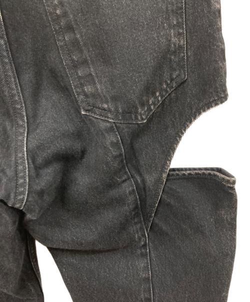 JOHN LAWRENCE SULLIVAN（ジョン ローレンス サリバン）JOHN LAWRENCE SULLIVAN (ジョン ローレンス サリバン) WASHED DENIM HOLLOWED OUT PANTS/ウォッシュドデニムホロウドアウトパンツ ブラック サイズ:SIZE Sの古着・服飾アイテム