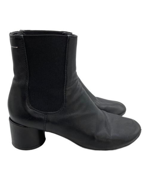 MM6 Maison Margiela（エムエムシックスメゾンマルジェラ）MM6 Maison Margiela (エムエムシックスメゾンマルジェラ) サイドゴアショートブーツ ブラック サイズ:SIZE 37の古着・服飾アイテム