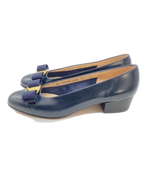 Salvatore Ferragamo（サルヴァトーレ フェラガモ）Salvatore Ferragamo (サルヴァトーレ フェラガモ) リボンパンプス ブラック サイズ:SIZE 7の古着・服飾アイテム