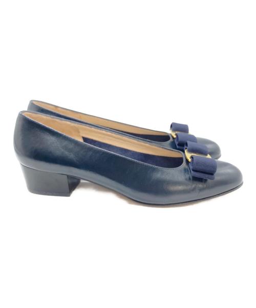 Salvatore Ferragamo（サルヴァトーレ フェラガモ）Salvatore Ferragamo (サルヴァトーレ フェラガモ) リボンパンプス ブラック サイズ:SIZE 7の古着・服飾アイテム