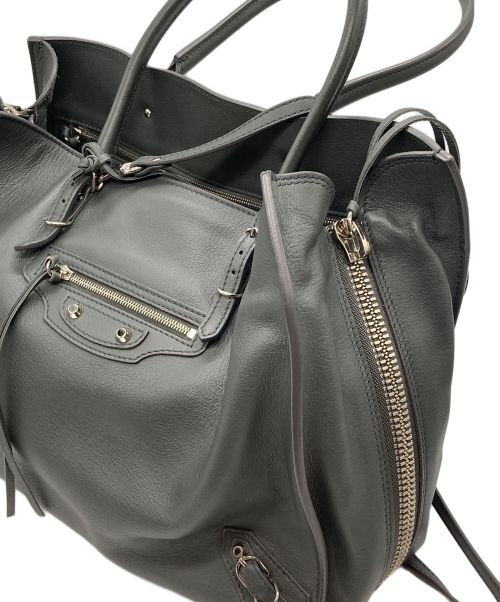 BALENCIAGA（バレンシアガ）BALENCIAGA (バレンシアガ) ペーパーB4 トートバッグ グレーの古着・服飾アイテム