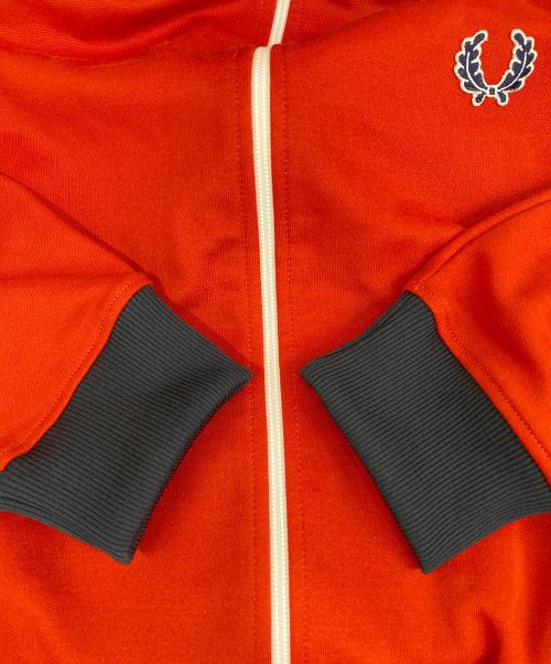 FRED PERRY（フレッドペリー）FRED PERRY (フレッドペリー) トラックジャケット J5343 レッド×ネイビー サイズ:Sの古着・服飾アイテム