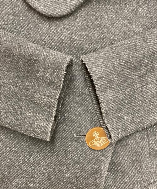 Vivienne Westwood RED LABEL（ヴィヴィアンウエストウッドレッドレーベル）Vivienne Westwood RED LABEL (ヴィヴィアンウエストウッドレッドレーベル) オーブボタンウールコート　16-01-662007 グレー サイズ:2の古着・服飾アイテム