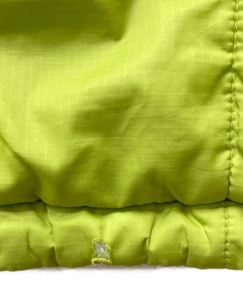 Columbia（コロンビア）Columbia (コロンビア) 中綿リバーシブルジャケット ベージュ×グリーン サイズ:Lの古着・服飾アイテム