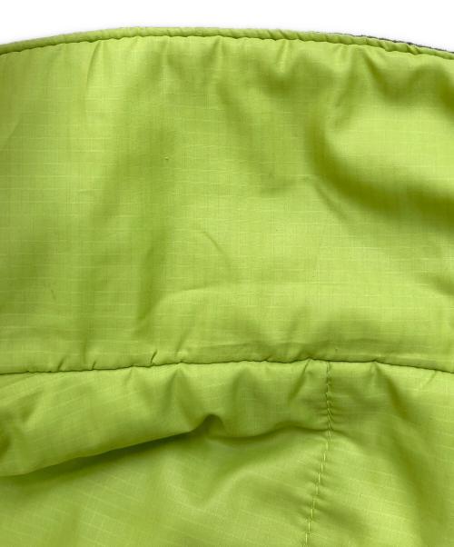 Columbia（コロンビア）Columbia (コロンビア) 中綿リバーシブルジャケット ベージュ×グリーン サイズ:Lの古着・服飾アイテム