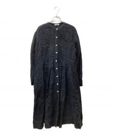 Veritecoeur（ヴェリテクール）の古着「リネンピンタックワンピース VC-638」｜ブラック