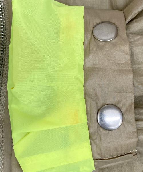 DIESEL（ディーゼル）DIESEL (ディーゼル) ナイロンジャケット ベージュ サイズ:Mの古着・服飾アイテム