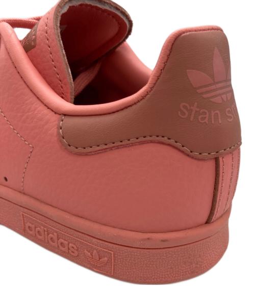 adidas（アディダス）adidas (アディダス) StanSmith Pharrell Tactile Rose ピンク サイズ:23の古着・服飾アイテム