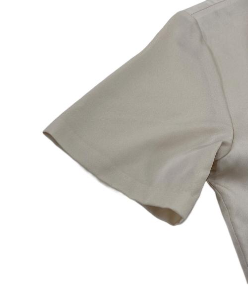 NOLLEY'S（ノーリーズ）NOLLEY'S (ノーリース) オトナサテンTブラウス ベージュ サイズ:38の古着・服飾アイテム