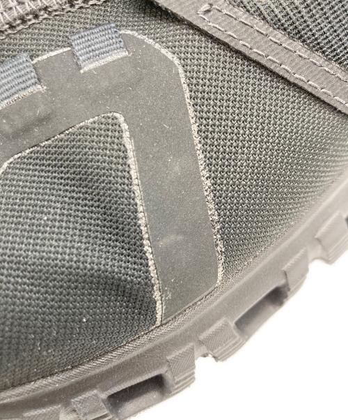 on（オン）on (オン) Cloud 6M Wp　ランニングシューズ　3MF10061043 ブラック サイズ:27.5の古着・服飾アイテム