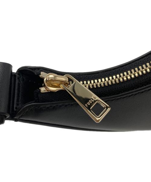FURLA（フルラ）FURLA (フルラ) ハーフムーンショルダーバッグ　WE00649 AX0733　DELIZIA MINI　WE00649 AX0733 ブラックの古着・服飾アイテム