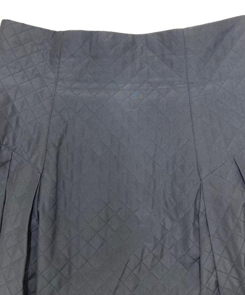 FRAY ID（フレイ アイディー）FRAY ID (フレイ アイディー) ダイヤモンドキルティングジャカードフレアスカート FWFS232210 ブラックの古着・服飾アイテム