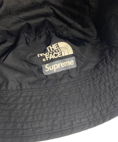THE NORTH FACE（ザ ノース フェイス）THE NORTH FACE (ザ ノース フェイス) SUPREME (シュプリーム) Snakeskin Reversible Crushe NF0A3FIX グレー サイズ:S/P-M/Mの古着・服飾アイテム