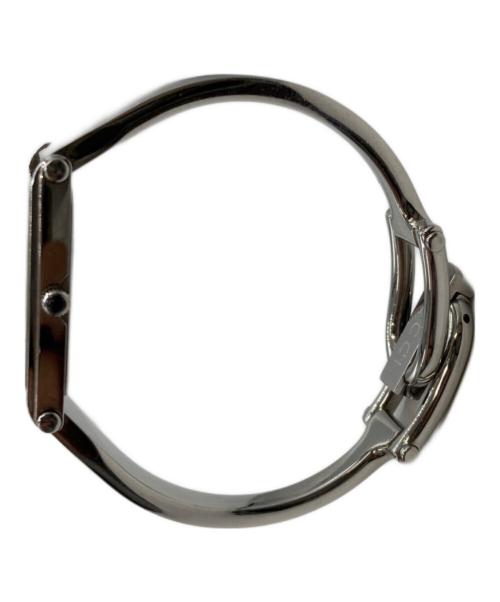 GUCCI（グッチ）GUCCI (グッチ) バングルウォッチ　1500L ホワイトの古着・服飾アイテム