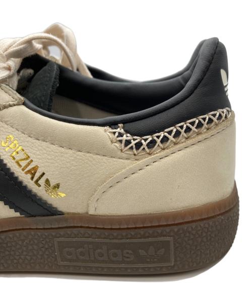 adidas（アディダス）adidas (アディダス) Handball Spezial　IE3698 Alumina / Core Black / Cloud White サイズ:23の古着・服飾アイテム